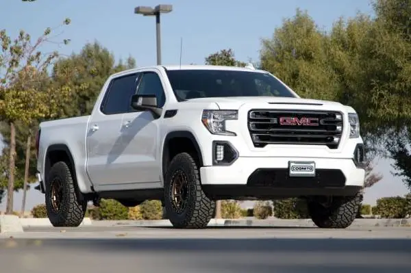 Cognito 19-24 Chevy/GMC Silverado/Sierra 1500 2WD/4WD 3in Standard Leveling Lift Kit image 2
