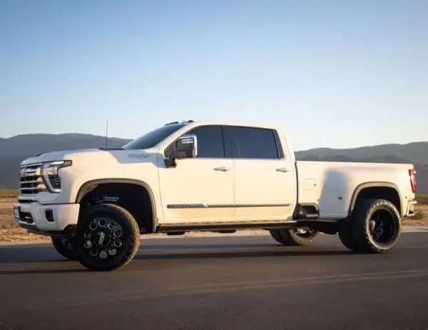 Cognito 20-24 Chevy/GMC Silv/Sierra 2500/3500 HD 2WD/4WD 3in Elite Leveling Kit w/ King 2.5 RR thumbnail 5