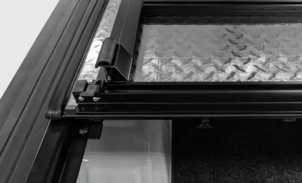 Access LOMAX Pro Series Tri-Fold Cover 08-16 Ford Super Duty F-250 6ft 8in Bed - Blk Diamond Mist thumbnail 31