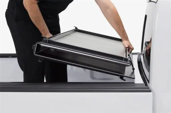 Access LOMAX Pro Series Tri-Fold Cover 15-19 Chevy Colorado 6ft Bed - Blk Diamond Mist thumbnail 8