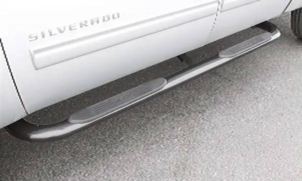 Lund 2019 Chevy Silverado 1500 Double Cab 4In Oval Curved SS Nerf Bars - Polished Stainless thumbnail 3