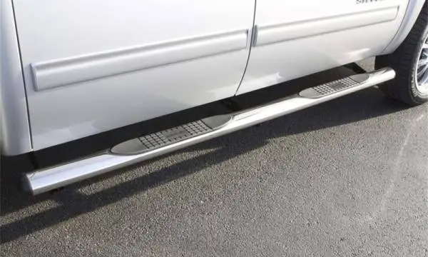 Lund 2019 Ram 1500 Crew Cab Pickup 4in. Oval Straight SS Nerf Bars - Polished Stainless image 4