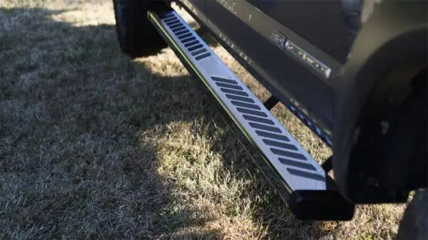 Lund 09-17 Dodge Ram 1500 Quad Cab Summit Ridge 2.0 Running Boards - Stainless image 5