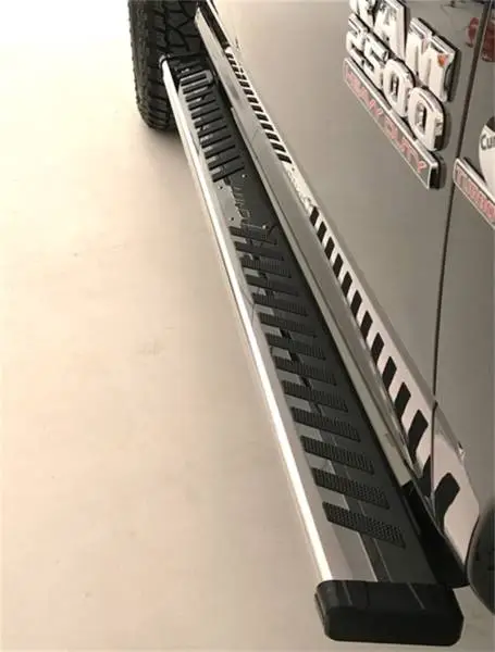 Lund 17-23 Ford F-250/350/450 Super Duty Crewcab Summit Ridge 2.0 Running Boards - Stainless image 4