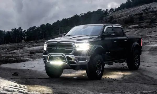 Lund 2018-2019 Ram 1500 NightFX Guide Lights - Black thumbnail 12