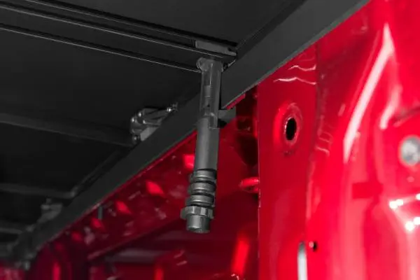 Lund 19-23 Chevrolet Silverado 1500 6.5ft Bed Genesis Tri-Fold Tonneau - Black thumbnail 17