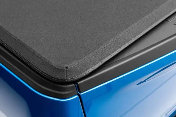 Lund 04-12 Chevy Colorado (5ft. Bed) Genesis Elite Tri-Fold Tonneau Cover - Black thumbnail 5