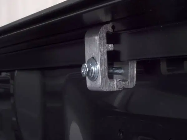 Lund 02-17 Dodge Ram 1500 (8ft. BedExcl. Beds w/Rambox) Genesis Roll Up Tonneau Cover - Black thumbnail 11