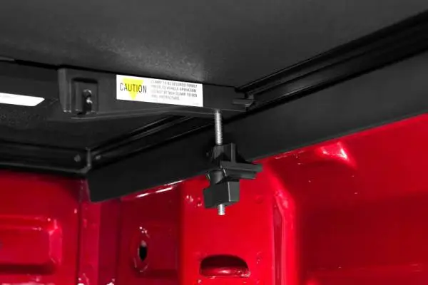 Lund 88-99 Chevy C1500 Fleetside (8ft. Bed) Hard Fold Tonneau Cover - Black thumbnail 2