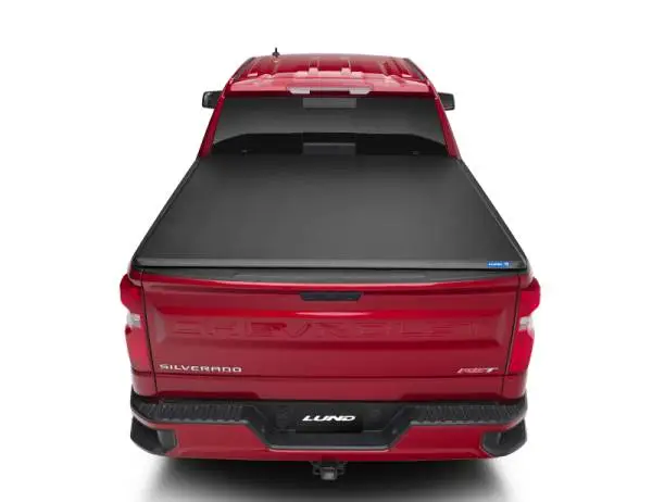 Lund 15-17 Chevy Silverado 3500 Fleetside (6.6ft. Bed) Hard Fold Tonneau Cover - Black thumbnail 16