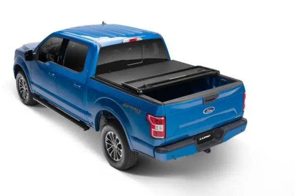 Lund 99-17 Ford F-250 Super Duty Styleside (6.8ft. Bed) Hard Fold Tonneau Cover - Black thumbnail 10