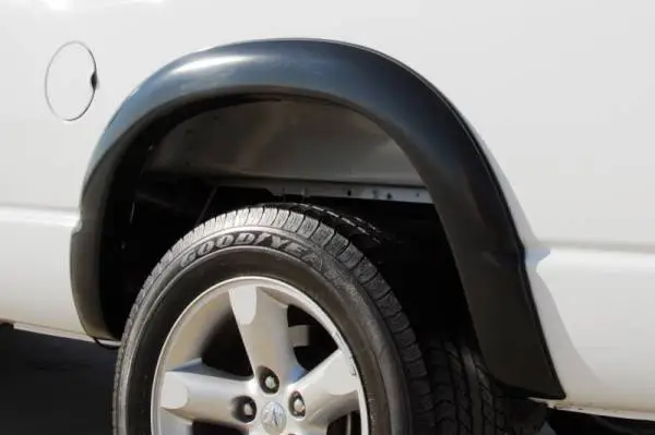 Lund 19-21 Chevy Silverado 1500 SX-Sport Smooth Elite Series Rear Fender Flares - Black (2 Pc.) thumbnail 4