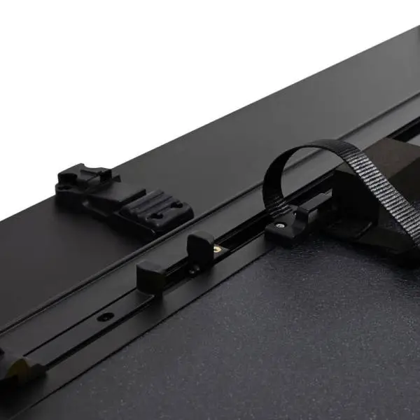 Westin 20-26 Chevrolet/GMC 2500HD 3500HD 6ft. 9in. Bed Hard Tri-Fold Tonneau Cover - Black thumbnail 8