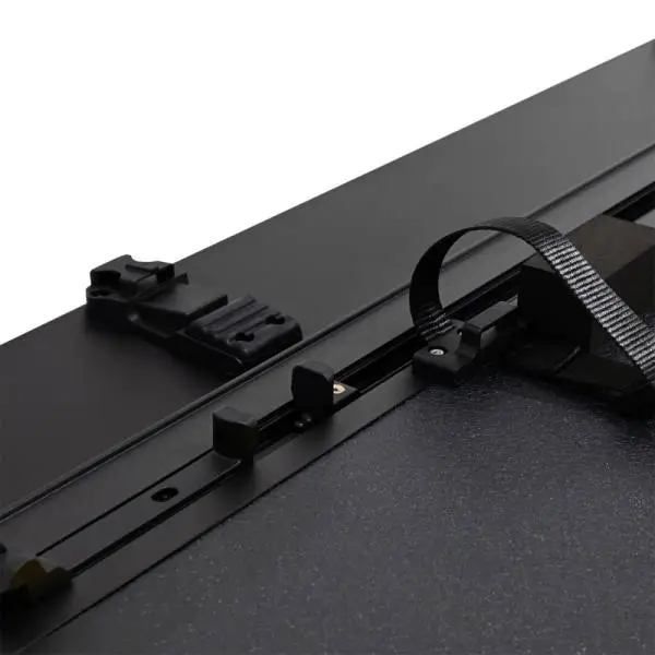 Westin 20-26 Chevrolet/GMC 2500HD 3500HD 6ft. 9in. Bed Hard Tri-Fold Tonneau Cover - Black thumbnail 20
