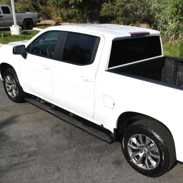 Westin 2019 Chevrolet Silverado/Sierra 1500 Crew Cab (5.5ft) R5 Modular Nerf Step Bars - Black thumbnail 5