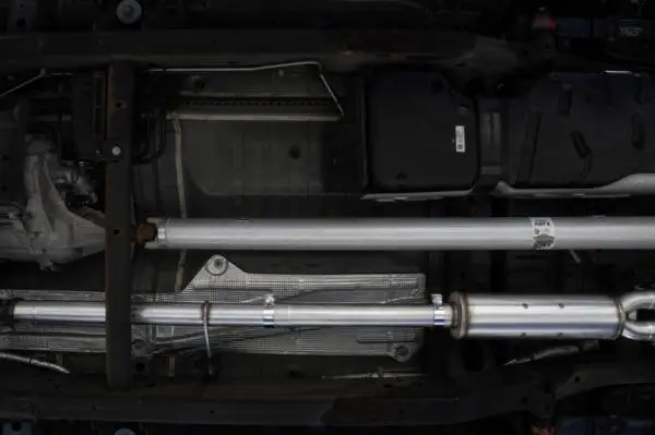 MBRP 19-21 Chevy Silverado 1500 6.2L 2.5in Dual Split Rear Cat Back w/ Quad Carbon Fiber Tips- T304 thumbnail 6