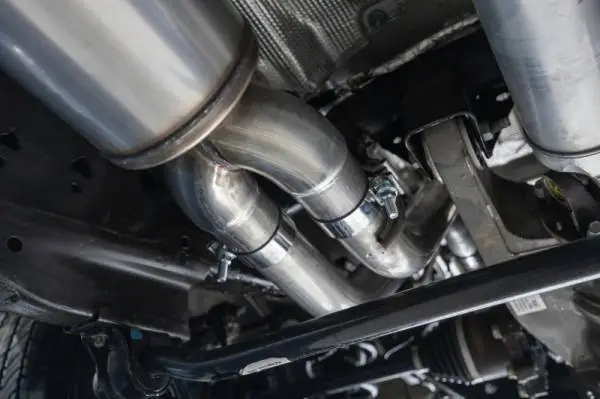 MBRP 21-24 Chevrolet Suburban XL 5.3L 3in T304 SS 2.5in Dual Split Carbon Fiber Cat-back thumbnail 2