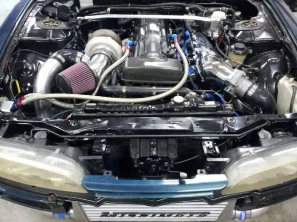 Mishimoto Universal Silver R Line Intercooler Overall Size: 31x12x4 Core Size: 24x12x4 Inlet /Outlet thumbnail 8