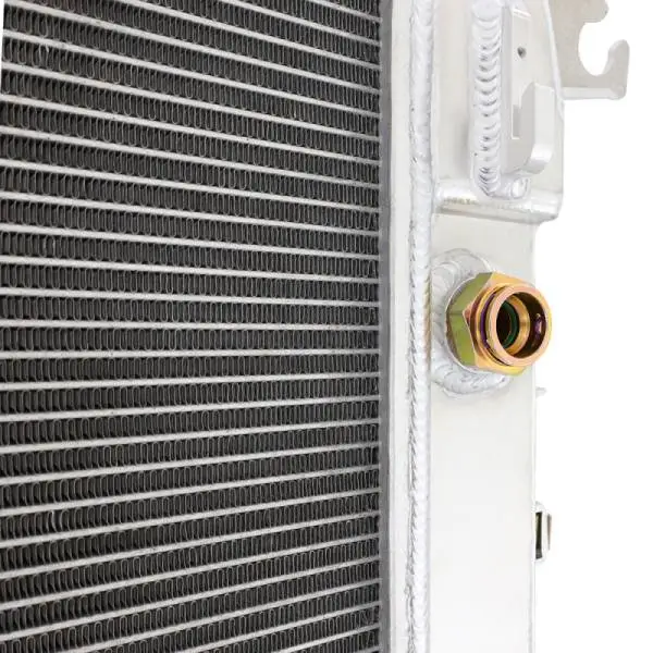 Mishimoto 17-19 Chevrolet/GMC 6.6 L5p Duramax Radiator thumbnail 12