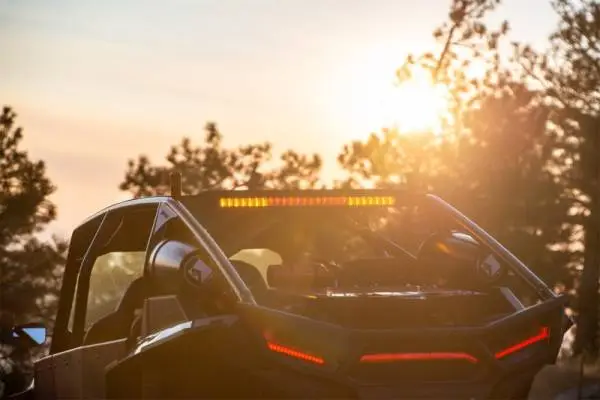 Rigid Industries 28in Chase Light Bar Universal - Rear Facing 27 Mode 5 Color LED Light Bar thumbnail 4