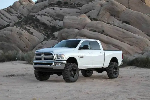 Fabtech 14-18 Ram 2500 4WD 5in Basic System w/Coil Spacers & DL Shocks thumbnail 2