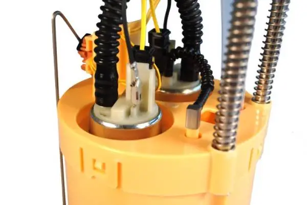 Fleece Performance 11-16 6.6L LML Duramax Truck PowerFlo In-tank Lift Pump (Long Bed Only) thumbnail 5