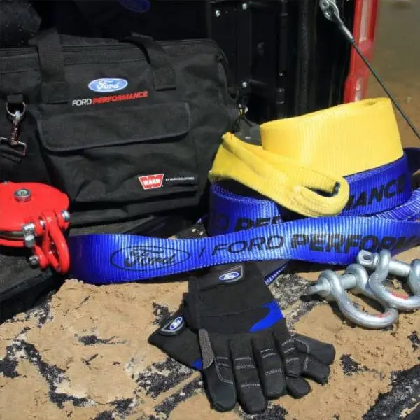 Ford Racing Heavy Duty Off Road Recovery Kit image 4