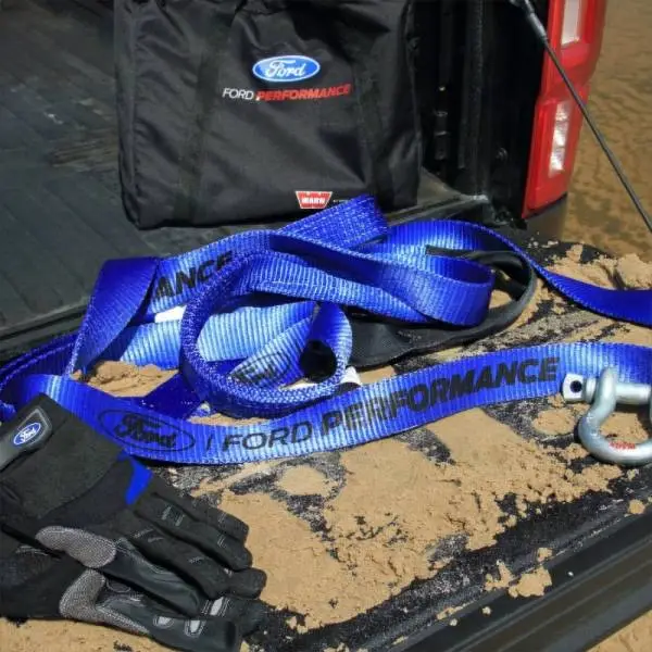 Ford Racing Heavy Duty Off Road Recovery Kit image 5
