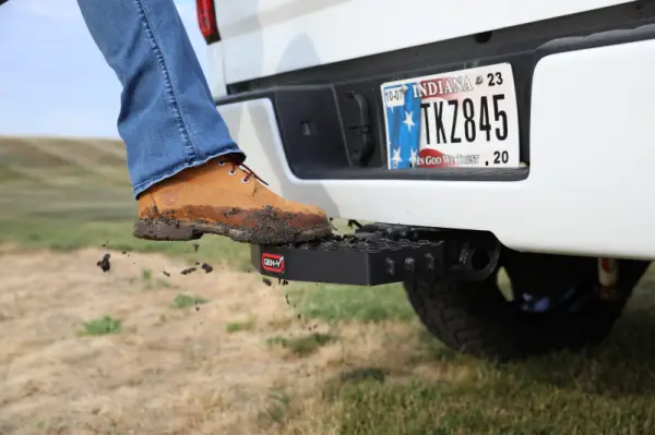 Gen-Y 2.5in Shank 500lb Capacity Serrated Hitch Step thumbnail 4