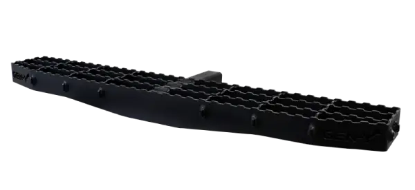 Gen-Y Phantom XL 2in Shank Heavy-Duty 600lb Capacity Serrated Hitch Step - 42in Wide Step