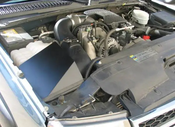 K&N 06 Chevy Silverado/GMC Sierra 2500HD/3500 V8-6.6L Performance Intake Kit thumbnail 2
