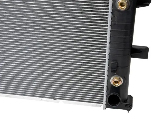 aFe BladeRunner OER Series Radiator 01-05 GM Diesel Trucks 01-05 V8-6.6L (td) LBZ/LMM thumbnail 3