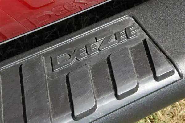 Deezee 99-23 Chevrolet/GMC/Dodge/Ford  Full Size Truck Tubes - 6In Oval - Black Steel (RegCab) thumbnail 5