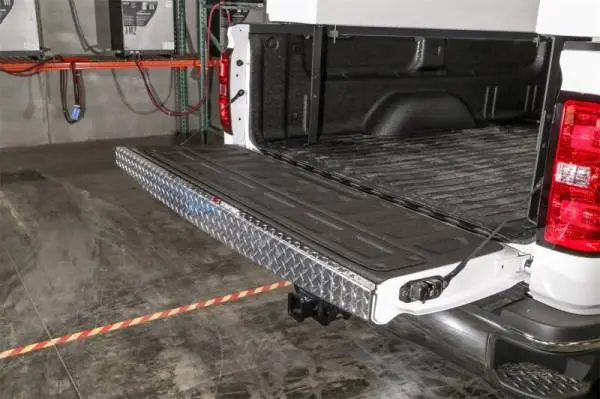Deezee 09-23 Dodge/Ram Ram Tailgate Protector Cap Brite-Tread thumbnail 4