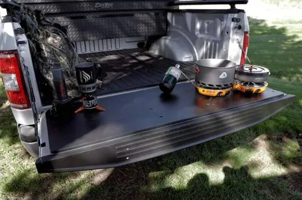 Deezee 17-23 Ford SuperDuty Tailgate Board - Polymer Composition thumbnail 5