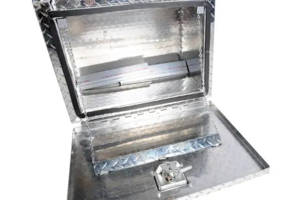 Deezee Universal Tool Box - Specialty Underbed BT Alum 24X18X18 image 3