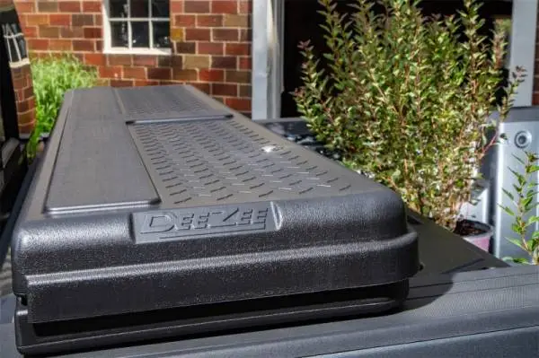 Deezee Universal Tool Box - Specialty Crossover Toolbox Plastic Mid Size thumbnail 4