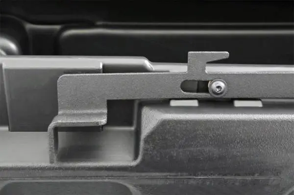 Deezee Universal Tool Box - Specialty Crossover Toolbox Plastic Mid Size thumbnail 8