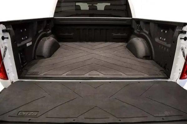 Deezee 07-18 Chevrolet Silverado Heavyweight Bed Mat - Custom Fit 6 1/2Ft Bed (X Pattern) thumbnail 6