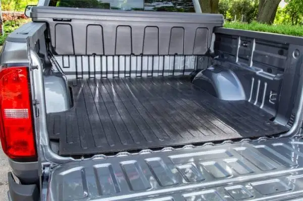 Deezee 88-00 Chevrolet/GMC C/K Pickup Heavyweight Bed Mat - Custom Fit 8Ft Bed (Lined Pattern) thumbnail 2