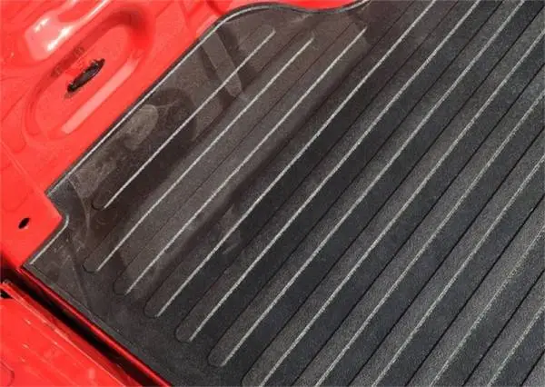 Deezee 20-23 Chevrolet Silverado Heavyweight Bed Mat - Custom Fit 6.9Ft Bed (Lined Pattern) image 2