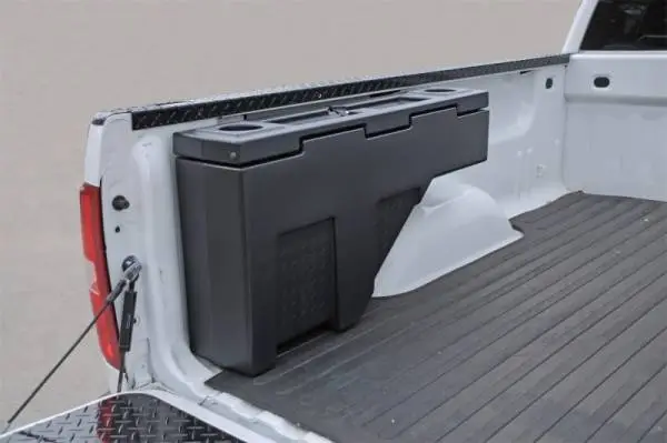 Deezee Universal Tool Box - Specialty Wheel Well Poly image 3