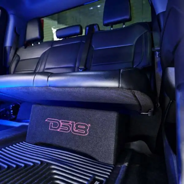 DS18 Single 10in Shallow Subwoofer and Enclosure 600 Watts RMS Downfiring Sealed Black Carpet image 5