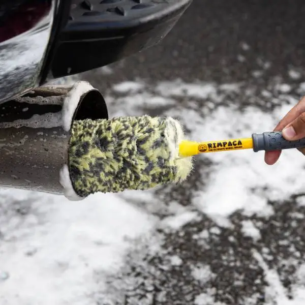 Chemical Guys Rimpaca Ultimate Wheel Brush Set - 3 Pcs image 7