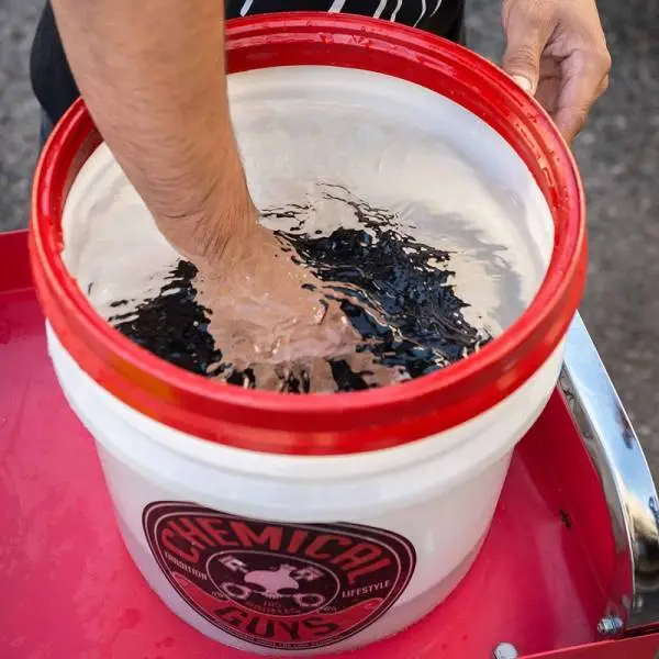 Chemical Guys Cyclone Dirt Trap Car Wash Bucket Insert - Black thumbnail 3