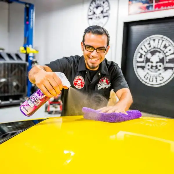 Chemical Guys Extreme Slick Synthetic Quick Detailer - 1 Gallon thumbnail 2