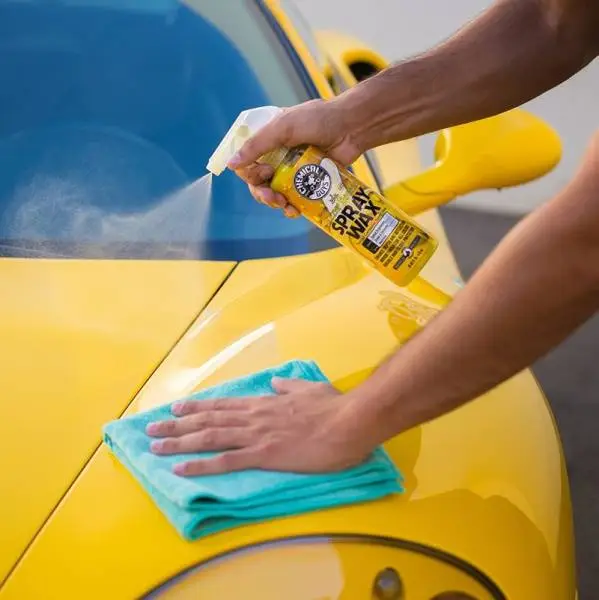 Chemical Guys Blazin Banana Carnauba Spray Wax - 1 Gallon thumbnail 5