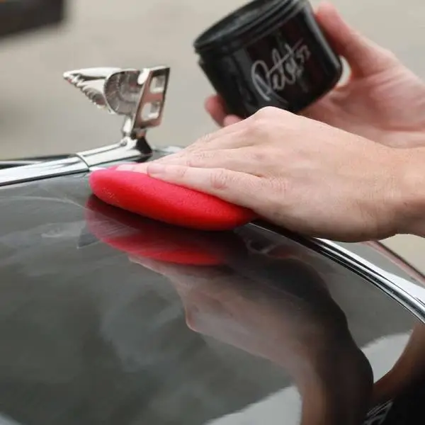 Chemical Guys Petes 53 Black Pearl Signature Carnauba Paste Wax w/Applicators - 8 oz thumbnail 4
