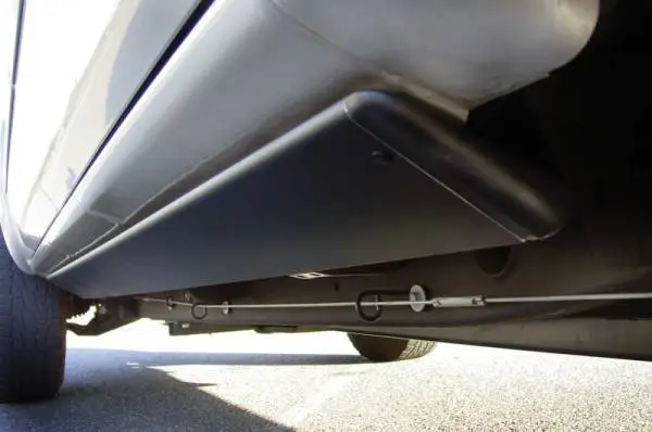 AMP Research 2002-2006 Cadillac Escalade PowerStep - Black image 3