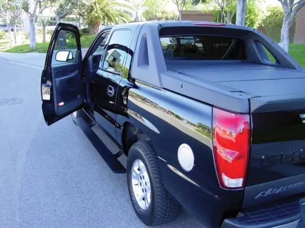 AMP Research 2007-2014 Chevy/GMC/Cadillac SUV PowerStep - Black image 2